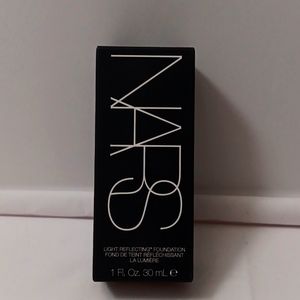 NARS Foundation (Light Reflecting) NEW